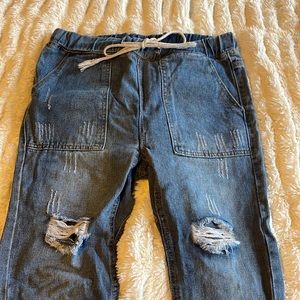 Women’s stretch waist band jeans